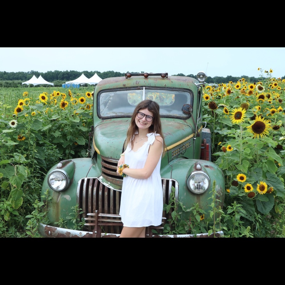 Meet your Posher, Kaitlyn